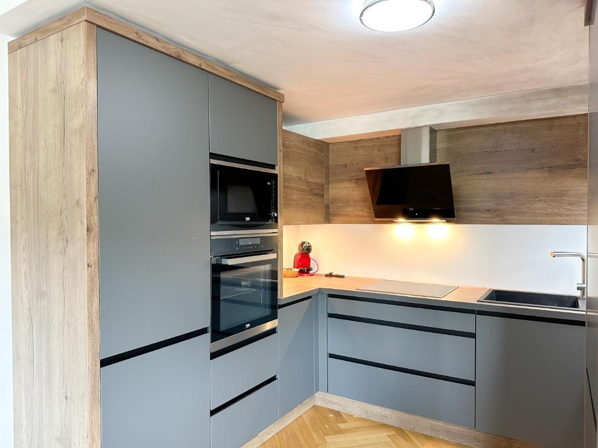 באנסקה ביסטריצה Lux Residence, A/C, Vip Parking, City View מראה חיצוני תמונה